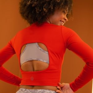 long-sleeve-crop-red
