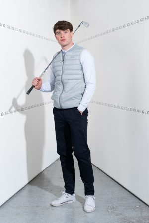 Designed to give you that modern-minimalistic aesthetic, high neckline with slim padded panels and an elastic hem.