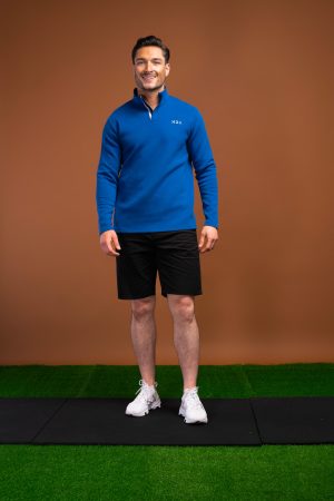 For those looking for a stylish and performance-driven 1/4 zip, the Tempo Golf 1/4 Zip (Blue) is the perfect choice. With its premium material, flatline design, and slimming fit, you can look and feel your best while playing golf. Whether you’re a beginner or a professional, the Golf 1/4 Zip is the perfect choice for any golfer.