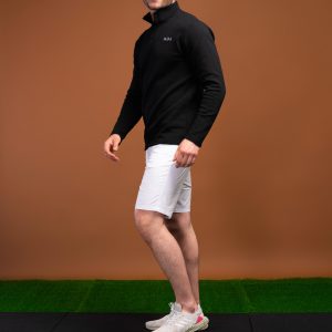 For those looking for a stylish and performance-driven 1/4 zip, the Tempo Golf 1/4 Zip (Black) is the perfect choice. With its premium material, flatline design, and slimming fit, you can look and feel your best while playing golf. Whether you’re a beginner or a professional, the Golf 1/4 Zip is the perfect choice for any golfer.