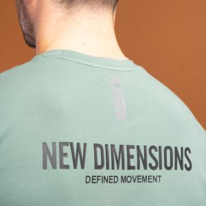 The Benchmark Tank Top (Olive) is designed to keep up with your active lifestyle. It’s the perfect choice for any workout, from running to lifting to lounging. The lightweight cotton blend material keeps you cool and comfortable, while the 8 way stretch material allows for unrestricted movement. The short sleeve design and high neckline provide additional coverage, and the reflective logos add a touch of style.