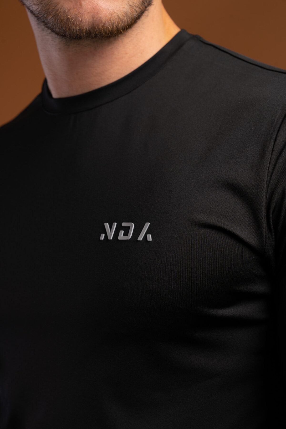 Made from a lightweight, breathable material, the Men’s Tempo Undergarment (Black) is designed to keep you cool and dry during your workout. The sweat-wicking fabric helps keep your skin dry and comfortable by drawing moisture away from your body. The compression fabric hugs your body for a secure fit that won’t restrict your movement.