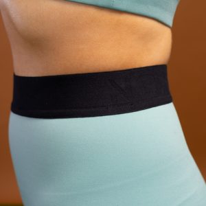 No restrictions, no distractions, all support. The PB shorts (Light Teal) are made with a sleek, flat lie material that guarantees a workout with zero excuses. Full stretch for mobility, thick elastic waistband and completely squat proof makes hitting those PB’s much easier.