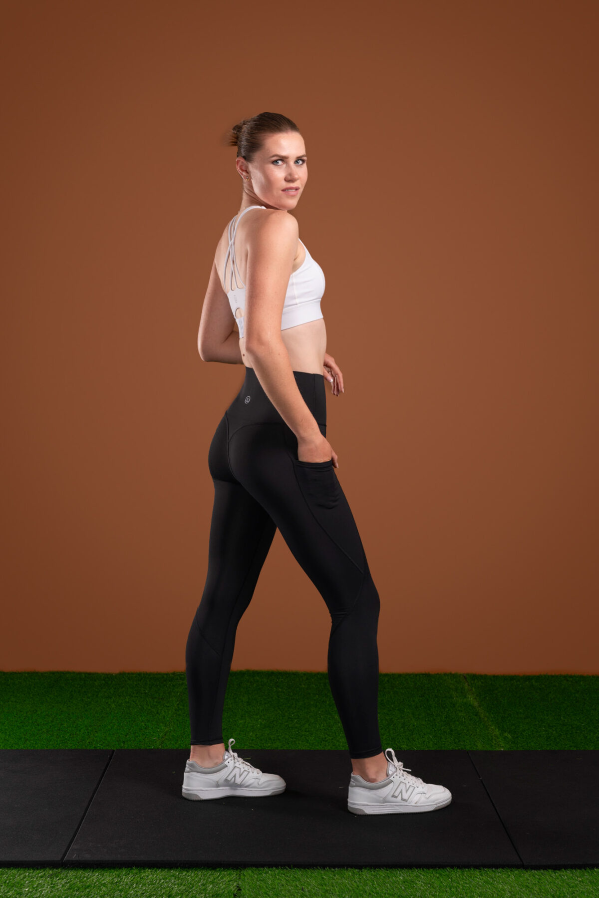 Introducing the Pacesetter Legging (Black), the perfect choice for running and high tempo training. Our leggings are designed with high intensity in mind, featuring our new Hex-Elastic Technology waistband that provides superior support like no other. The fabric is also squat proof, allowing you to move with confidence. The Legging is designed to keep up with your active lifestyle. The fabric is lightweight and breathable, allowing you to stay cool and comfortable during your workout.