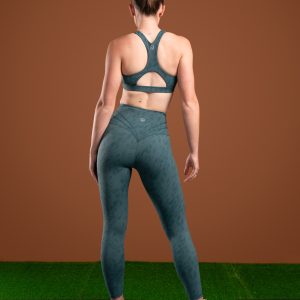 The perfect mix of two of our signatures, our elite and compression 3.0 materials have combined to make this buttery soft Resilient Legging (Teal). The high waistband provides extra support and coverage, while the squat proof fabric ensures that you can move with confidence. Plus, the new print pattern adds a stylish touch to any outfit.