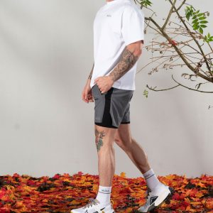 Elevate Oversize Tee (White). Crafted from premium cotton. Its oversize fit allows for freedom of movement. Push yourself to the limit in style.