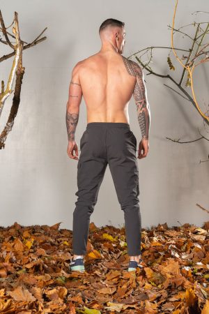 Introducing the Elevate Cargo Jogger (Dark Grey) - the perfect combination of style and functionality for the everyday explorer. Whether you're hitting the gym for a tough workout or venturing out into nature for a new adventure, these joggers are designed to keep up with your active lifestyle.
