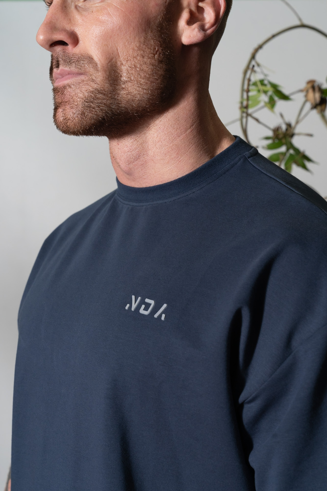 Elevate Oversize Tee (Navy). Crafted from premium cotton. Its oversize fit allows for freedom of movement. Push yourself to the limit in style.