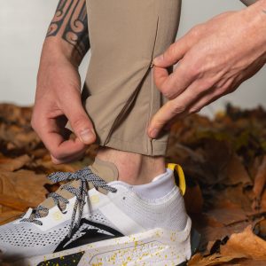 Introducing the Elevate Cargo Jogger (Beige) - the perfect combination of style and functionality for the everyday explorer. Whether you're hitting the gym for a tough workout or venturing out into nature for a new adventure, these joggers are designed to keep up with your active lifestyle.