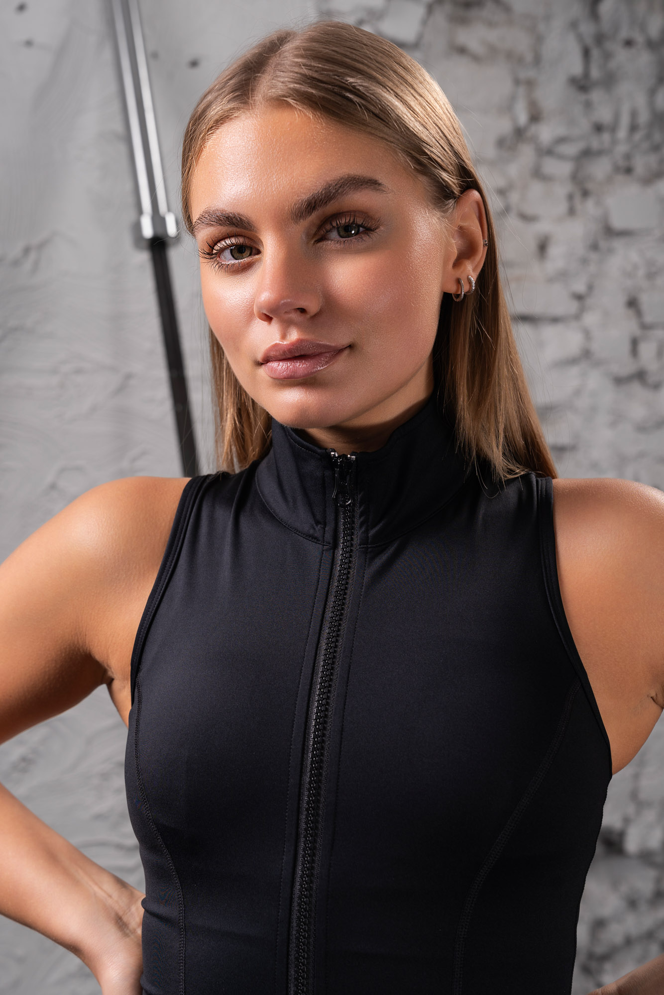 Gym zip up top online