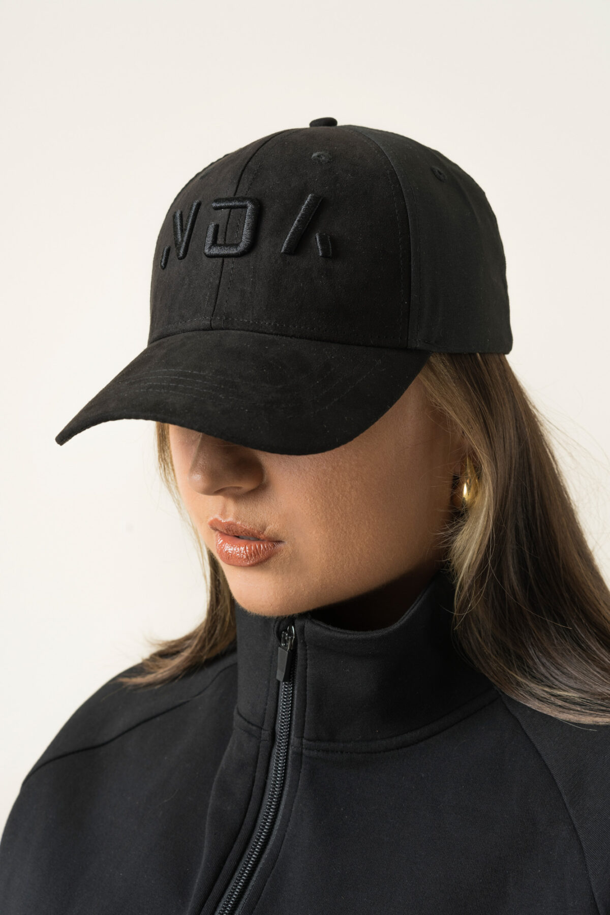 The perfect hat has arrived and we’ve implemented all assets that we feel are a must-have, from the hat height, shape, and thickness, to the breathability of the fabric.