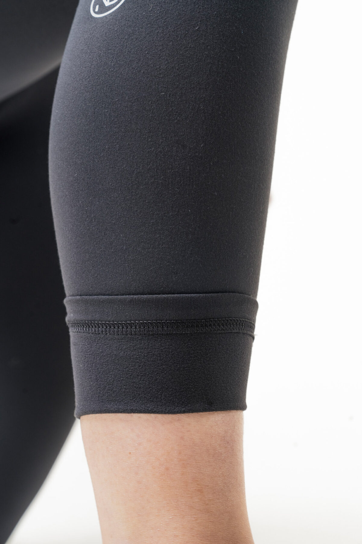 New & Improved Fleece Lined Leggings 2.0 (Black) have landed just in time for the winter months. With a sleek look and warm cozy feel. Perfect for your outdoor activities or those who seek that extra warmth. Soft to touch, these leggings have been lined with thin fleece that is thermal yet breathable.