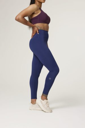 Our Compression 2.0 Legging (Navy) offers you Ultra High Waist, Squat proof and a Compressive material that literally feels like a second skin and it performs better the harder you work. Suitable for the highest intensity workouts to take the dog for a walk. With our new thicker material and extra spandex our Compression 2.0 is one of our most flattering leggings for all shapes and sizes.