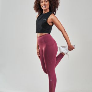 Introducing the Rise Crop Vest (Black), the ultimate blend of style and functionality for your summer wardrobe. Made with a premium composition of 95% Cotton and 5% Spandex, this crop top is designed to keep you cool and comfortable during the sunny days ahead.