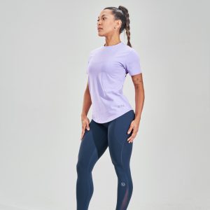 Elevate your athletic wardrobe with the Rise T-Shirt (Lavender). Crafted from a blend of 95% Cotton and 5% Spandex, this t-shirt offers a comfortable and stretchy fit that moves with you during any activity. The reflective logo adds a touch of style and visibility, perfect for outdoor workouts or runs in low light conditions.