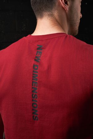 Elevate your workout wardrobe with the Provec Tank Top (Burgundy). Designed for ultimate comfort and performance, this tank top is crafted from a premium cotton blend that is soft to the touch and incredibly breathable. Whether you're hitting the gym, going for a run, or just enjoying a casual day out, the Provec Tank Top ensures you stay cool and comfortable.