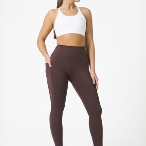 Introducing our all-new Compression 4.0 Legging (Cocoa) - the upgraded version of our best-selling Compression 3.0 with an exciting addition of an enhanced back detail! Designed to elevate your workout experience, these leggings offer the same incredible features you know and love, with some added enhancements.