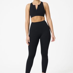 Elevate your workout wardrobe with the Legacy Zip Bra (Black) from our Legacy Activewear Collection. Designed for movement, support, and ultimate comfort, this sports bra combines functionality with trend-forward style.