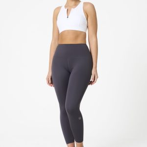 Elevate your workout wardrobe with the Legacy Zip Bra (White) from our Legacy Activewear Collection. Designed for movement, support, and ultimate comfort, this sports bra combines functionality with trend-forward style.