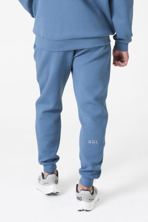 Part of the Elements Activewear Collection, the Legacy Men's Jogger (Blue) is designed for movement, comfort, and everyday versatility. Crafted with a premium blend of 74% Nylon, 20% Polyester, and 6% Spandex, this jogger offers a soft, stretchy fit that feels as good as it performs.