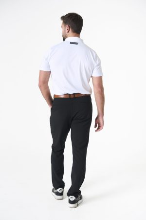 Elevate your game with the Elements Cap Sleeve Golf Polo (White). Crafted for the modern golfer, this sleek-fit Golf Polo is tailored with a performance-stretch material that ensures effortless movement and moisture-managing properties for all-day comfort. Whether you're on the course or off, this polo strikes the perfect balance of style and functionality.
