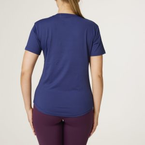 Introducing the Women's Training Tee (Navy) - the ultimate workout companion for fitness enthusiasts! Made with a perfect blend of polyester and spandex, this tee offers maximum comfort and flexibility for all your training needs. This tee not only looks great but also allows for a full range of motion during your workouts. But what sets this training tee apart is its innovative heat gear technology. This technology is designed to quickly and efficiently pull sweat away from your skin, keeping you dry and comfortable even during the most intense training sessions.