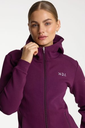 Endure Zip Hoodie (Mulberry)